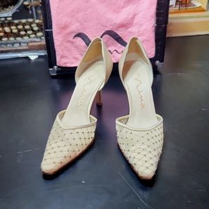 Beautiful Nina dress pumps with crystals - size 7.5